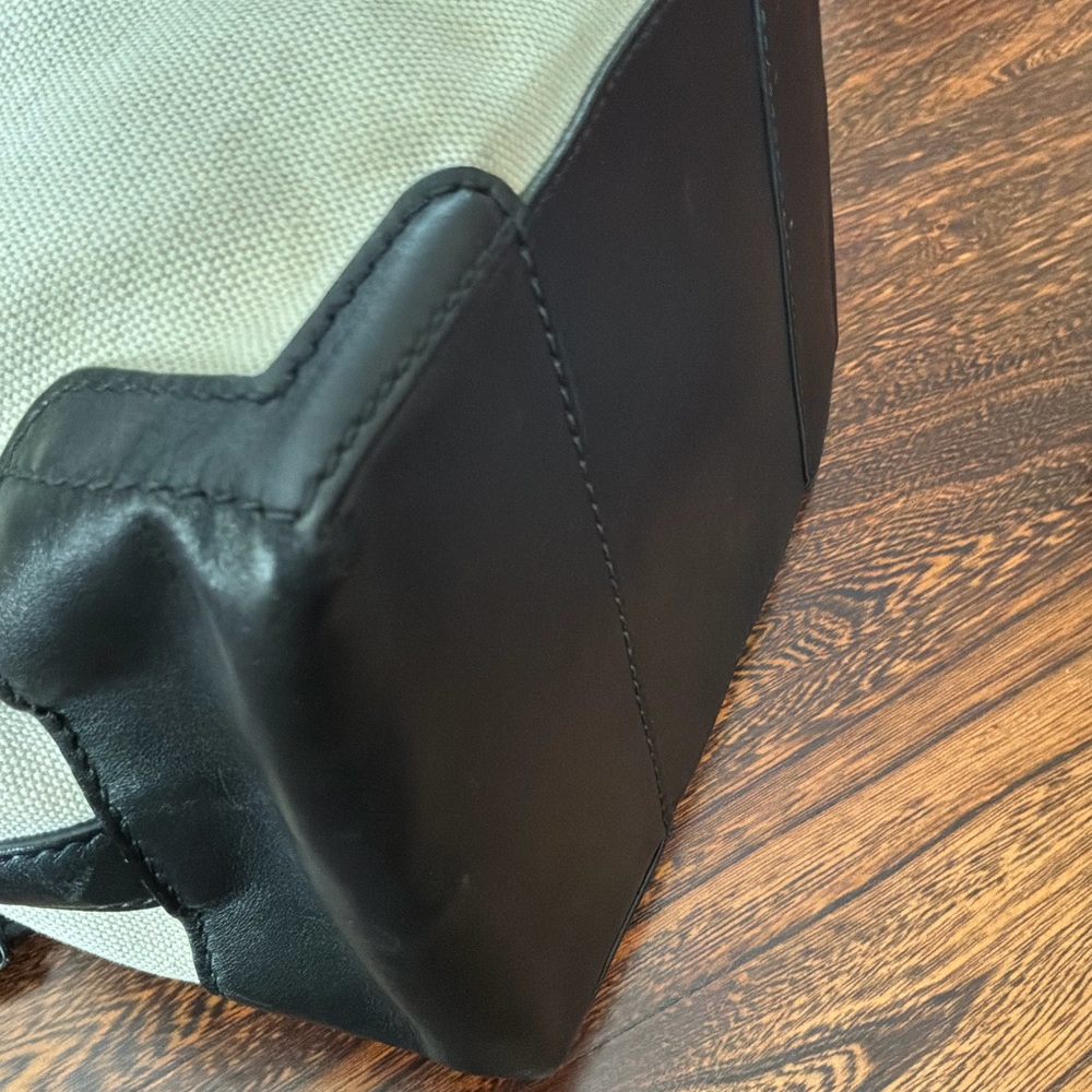 Balenciaga Canvas & Leather Drawstring Bucket Bag with Pouch – Preloved - Picture 4 of 14